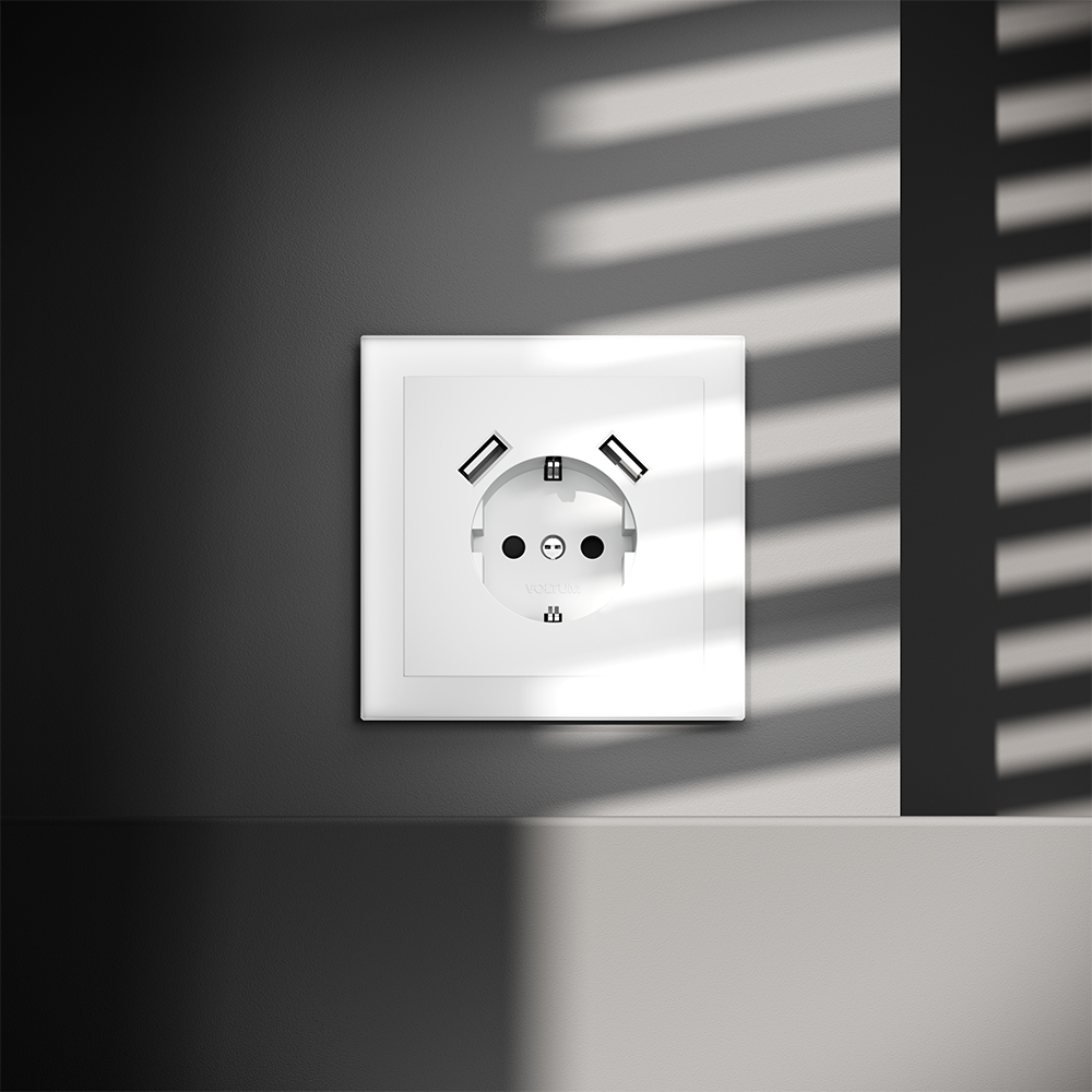 Розетка встраиваемая Voltum S70 с заземлением, шторками и USB A+A Белый матовый VLS040402 — изображение 4